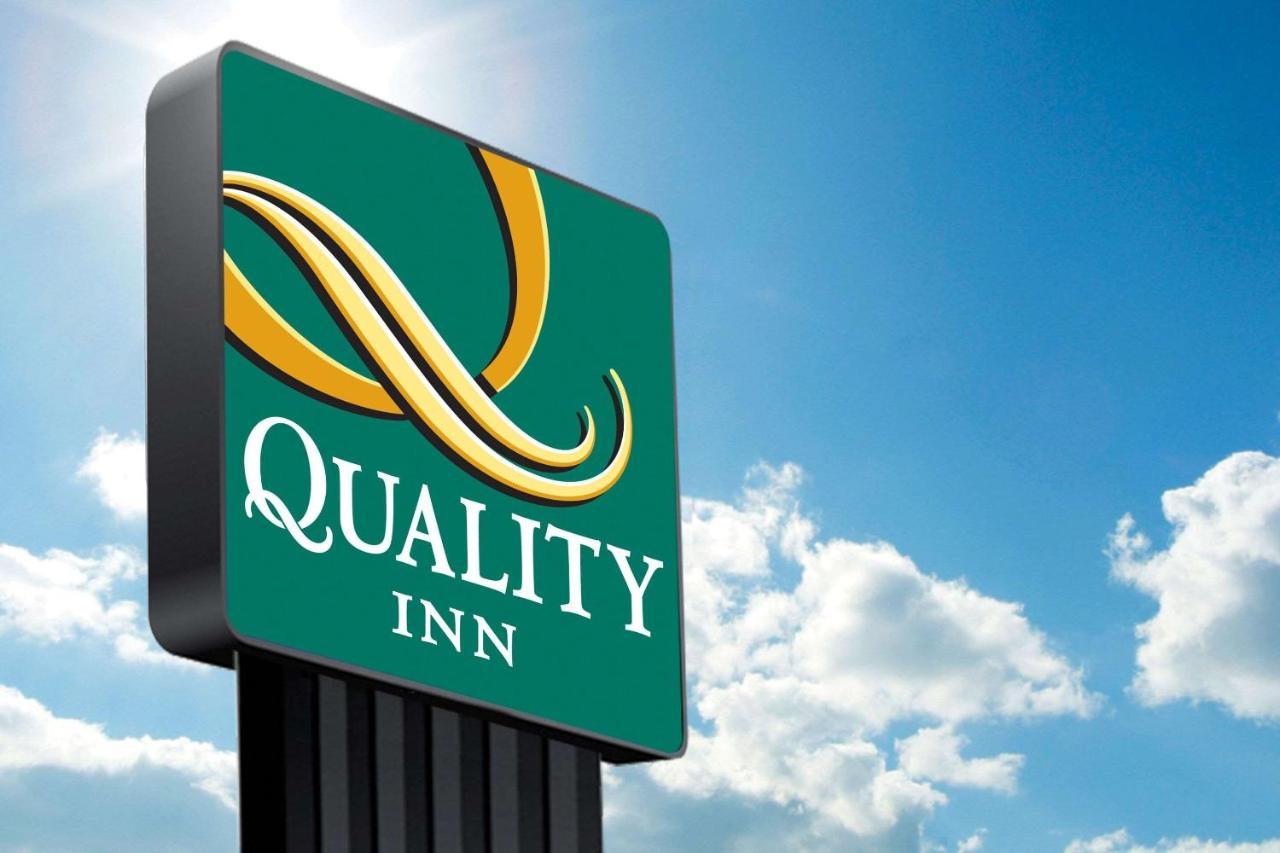 Quality Inn Victorville - Hesperia I-15 Kültér fotó